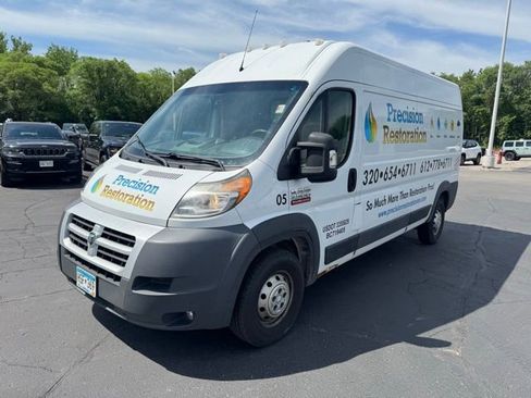 Used 2014 RAM ProMaster 2500 w/ Premium Appearance Group FWD image 3