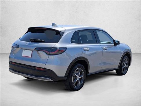 Used 2023 Honda HR-V EX-L image 5