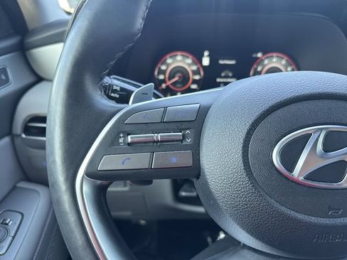 Used 2025 Hyundai Palisade SEL FWD image 19