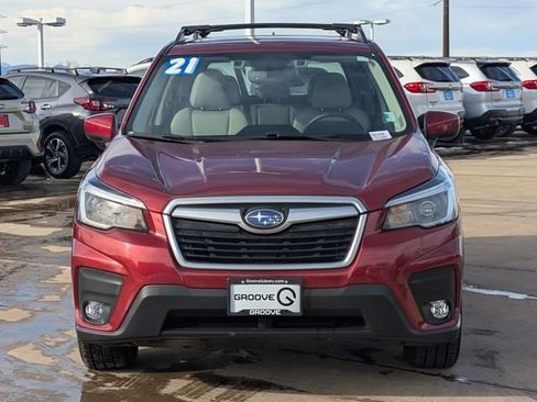 Used 2021 Subaru Forester Premium image 8