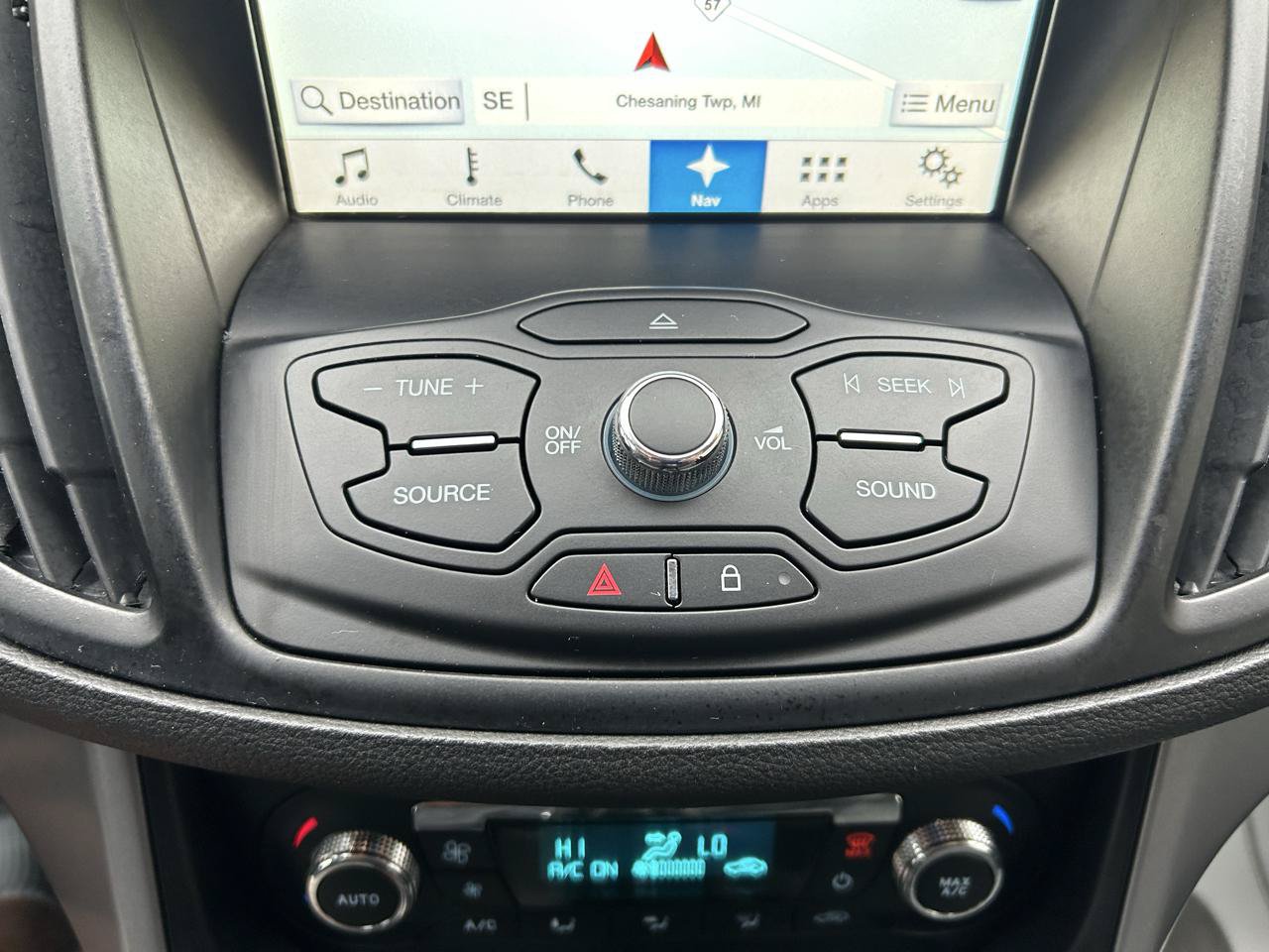 Used 2016 Ford Escape SE w/ Equipment Group 201A FWD image 25
