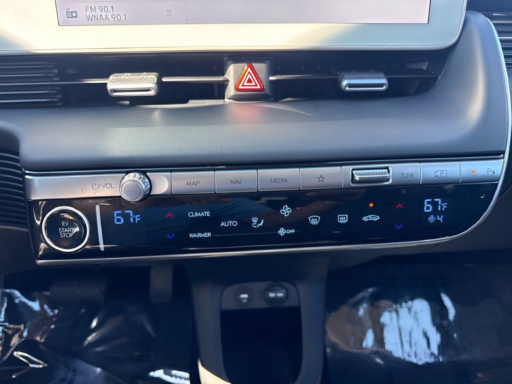 Used 2024 Hyundai Ioniq 5 SE AWD/4WD image 15