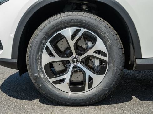 Certified 2025 Mercedes-Benz GLC 350e 4MATIC image 17