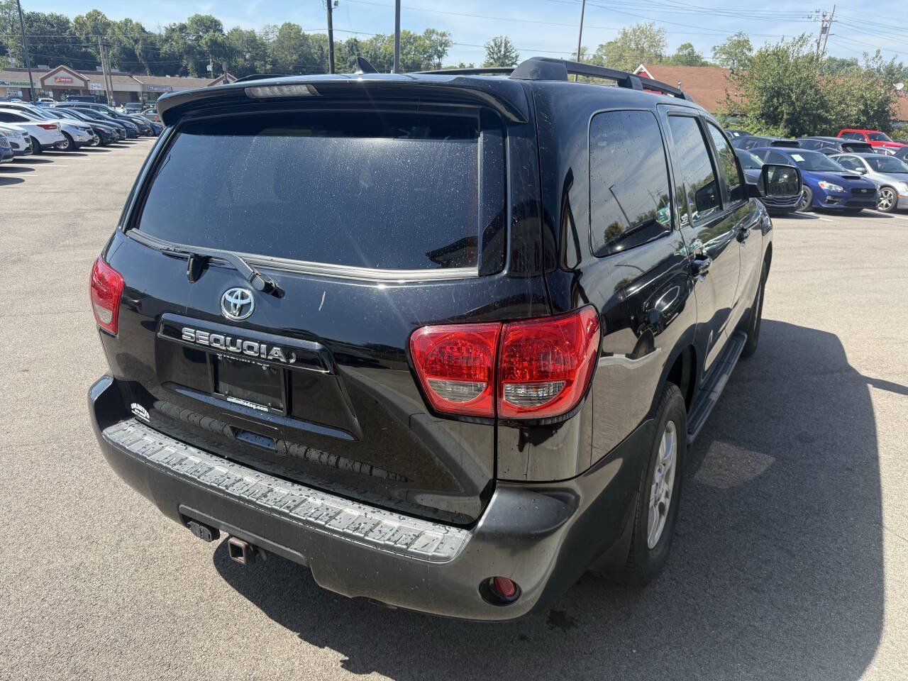 Used 2017 Toyota Sequoia SR5 RWD image 7