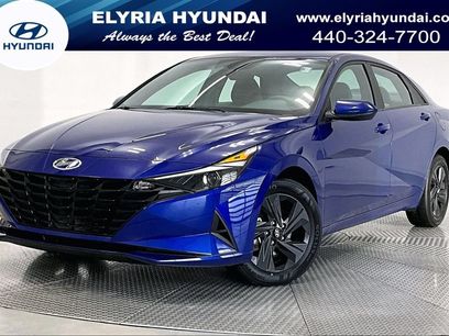 Used 2023 Hyundai Elantra SEL w/ Preferred Accessory Package