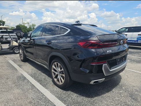 Used 2022 BMW X6 xDrive40i AWD/4WD image 4