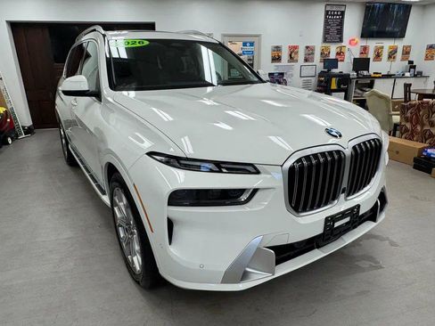 Used 2026 BMW X7 xDrive40i AWD/4WD image 44