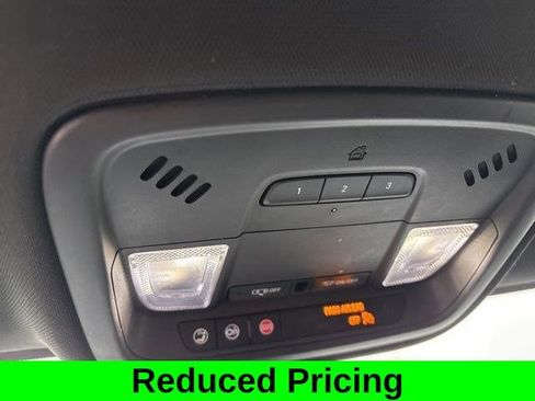 Used 2022 Chevrolet Traverse LT w/ LPO, Floor Liner Package image 30