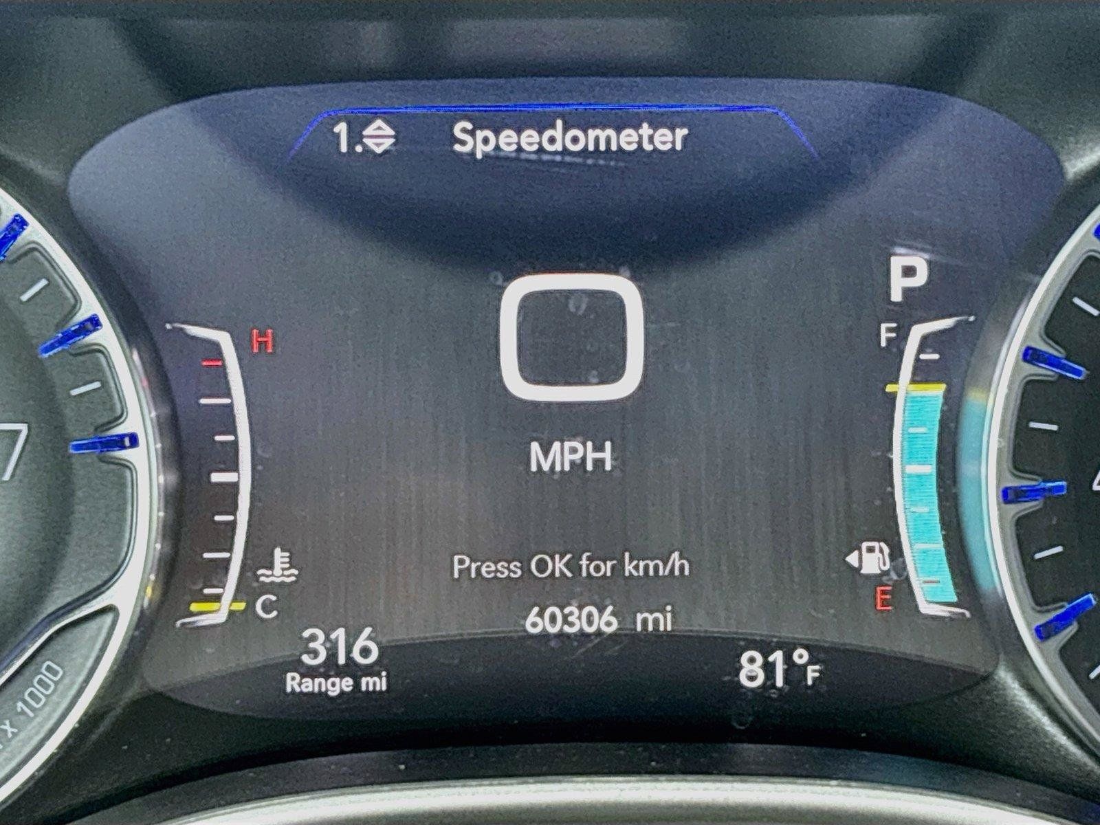 Certified 2025 Chrysler Pacifica Select FWD image 19