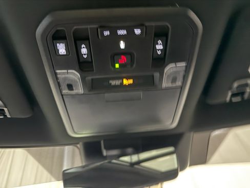 Used 2025 Toyota Tundra TRD Pro AWD/4WD image 35