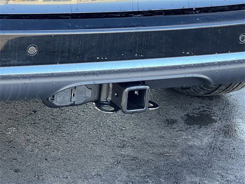 New 2026 Chrysler Pacifica Limited w/ Trailer Tow Group image 9