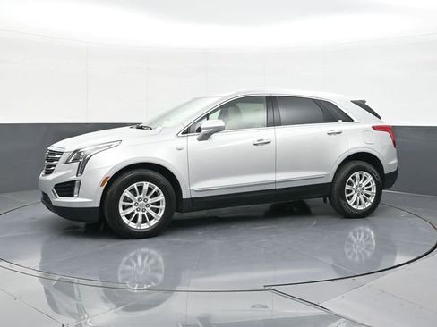 Used 2019 Cadillac XT5 AWD image 7