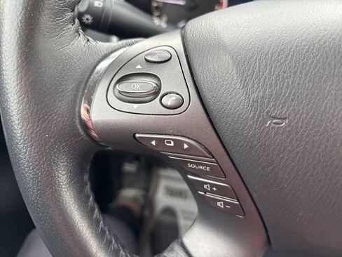 Used 2022 Nissan Murano SV image 7