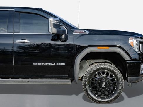 Used 2023 GMC Sierra 3500 Denali w/ Denali Ultimate Package image 7