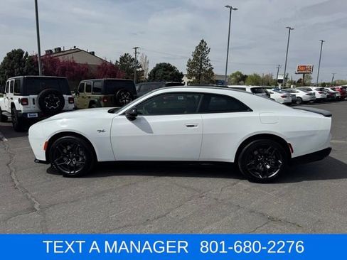 New 2026 Dodge Charger R/T AWD/4WD image 7