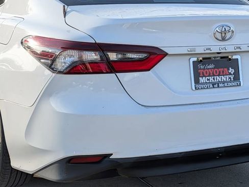 Used 2022 Toyota Camry LE FWD image 8