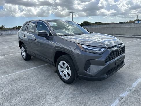 Used 2025 Toyota RAV4 LE image 20