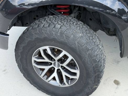 Used 2013 Ford F150 Raptor w/ Luxury Equipment Group AWD/4WD image 11
