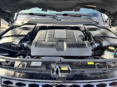 Used 2015 Land Rover LR4 HSE LUX image 36