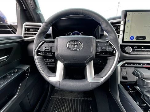 Used 2025 Toyota Tundra Platinum AWD/4WD image 17