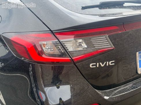 Used 2024 Honda Civic LX image 8