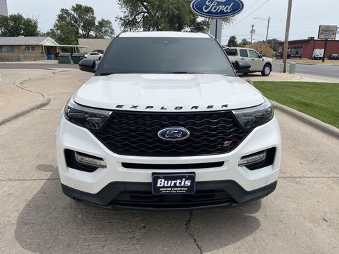 Used 2023 Ford Explorer ST w/ Equipment Group 401A AWD/4WD image 3