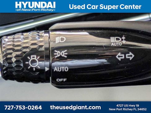 Used 2026 Hyundai Elantra Limited w/ Cargo Package image 33