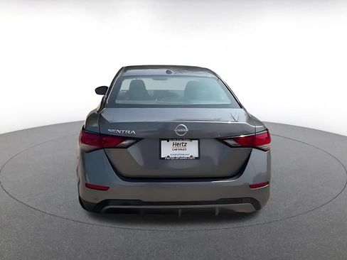 Used 2025 Nissan Sentra SV FWD image 10