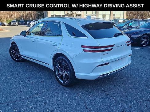Used 2024 Genesis Electrified GV70 Advanced image 3