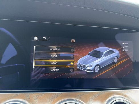 Used 2022 Mercedes-Benz E 350 Sedan w/ AMG Line Exterior image 31