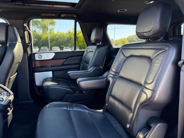Used 2021 Lincoln Navigator L Reserve AWD/4WD image 24