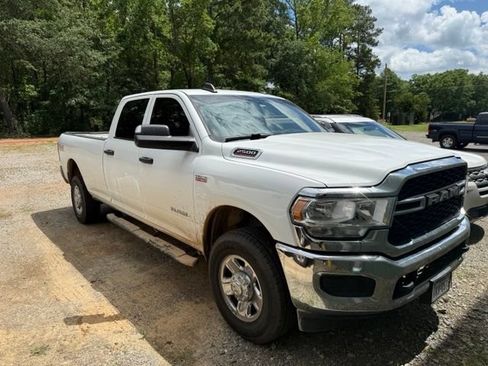 Used 2020 RAM 2500 Tradesman AWD/4WD image 2