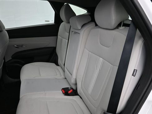 Used 2025 Hyundai Tucson SEL FWD image 13