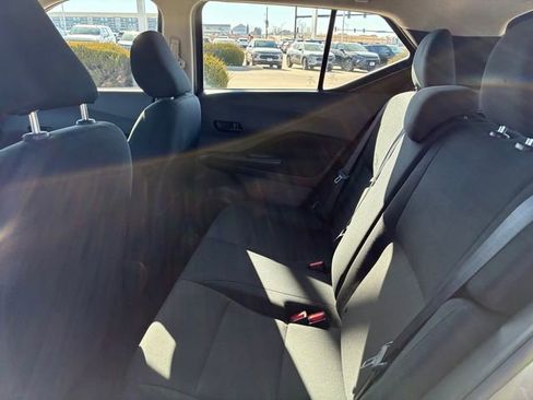 Used 2024 Nissan Kicks S image 18