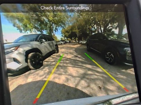 Used 2019 Chrysler 300 S image 8