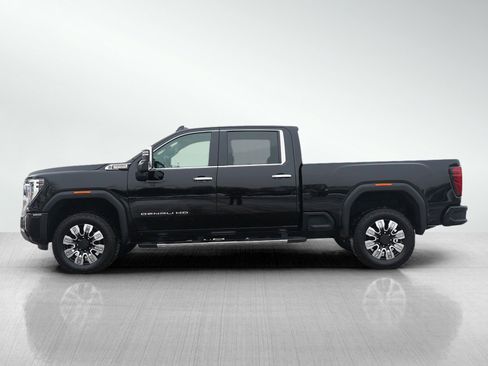 Used 2025 GMC Sierra 3500 Denali w/ Denali Reserve Package image 2