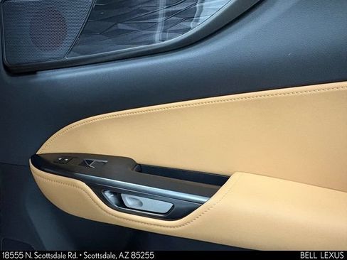 Used 2025 Lexus NX 250 AWD w/ Accessory Package (2T) image 23