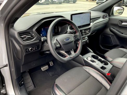 Certified 2024 Ford Escape ST-Line w/ Tech Pack #1 image 17