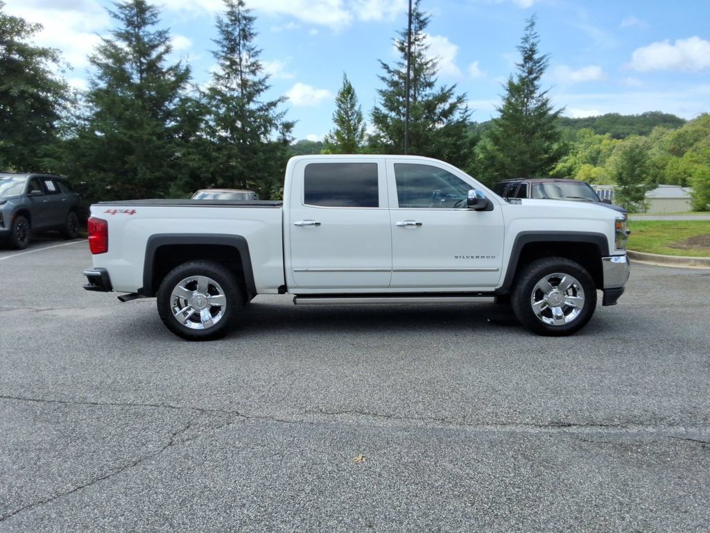 Used 2018 Chevrolet Silverado 1500 LTZ w/ Sport Package AWD/4WD image 4