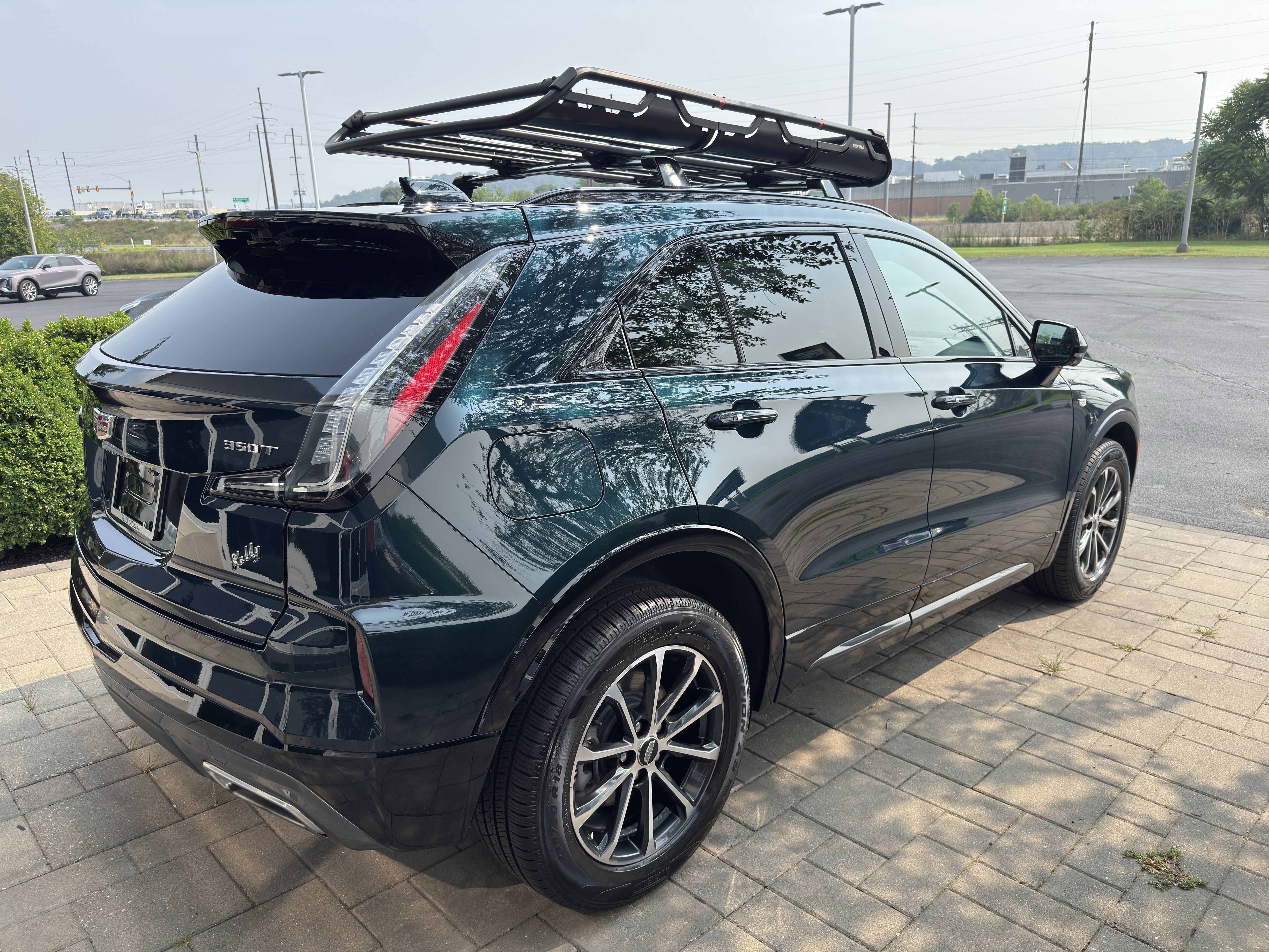 Used 2025 Cadillac XT4 Sport AWD/4WD image 9