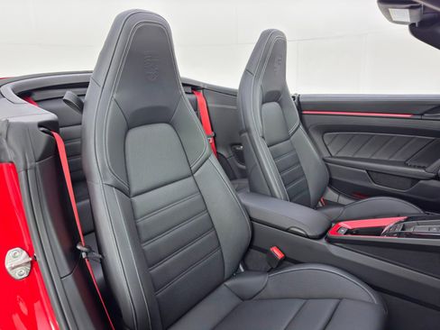 Used 2025 Porsche 911 Carrera image 41