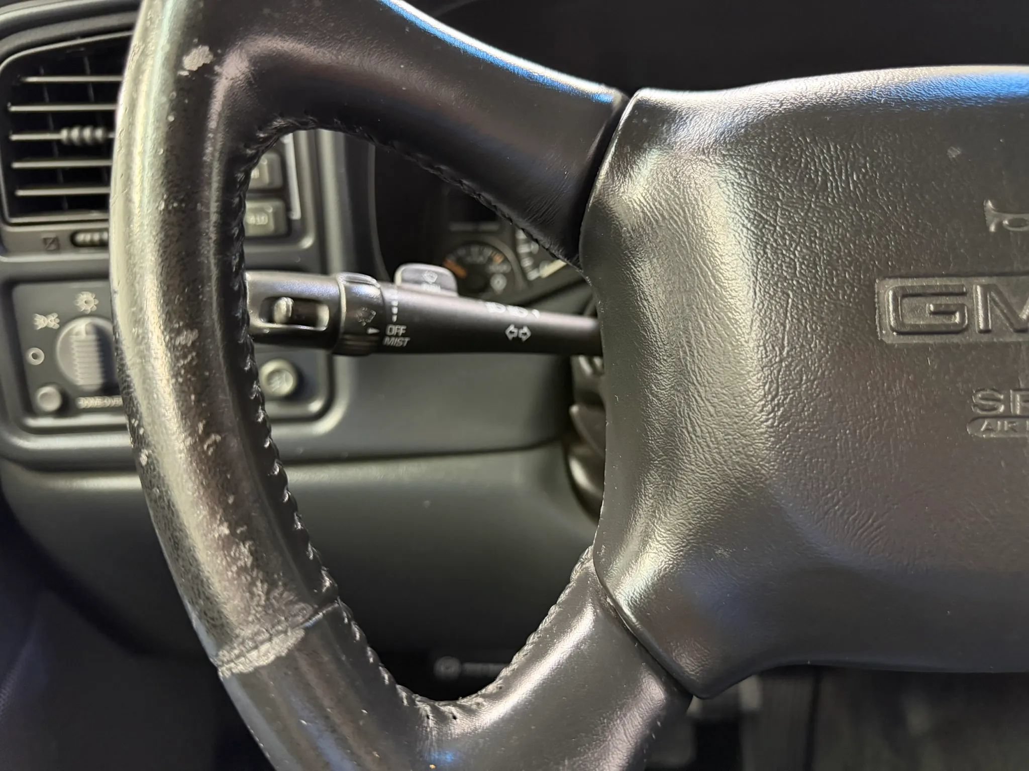 Used 2002 GMC Sierra 2500 4x4 Crew Cab HD w/ SLT Marketing Option Pkg image 25