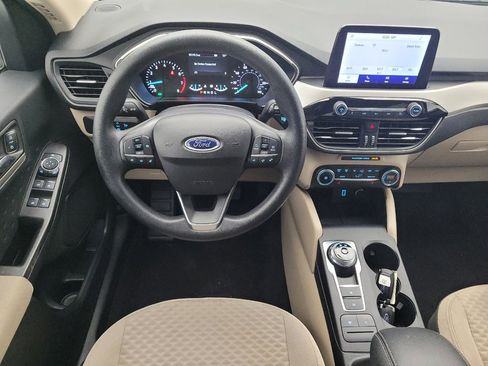 Used 2020 Ford Escape SE image 22