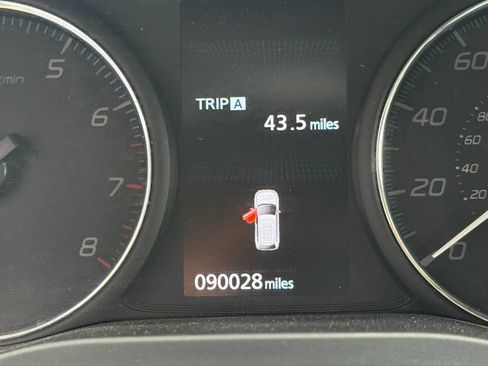 Used 2020 Mitsubishi Outlander SEL FWD image 6