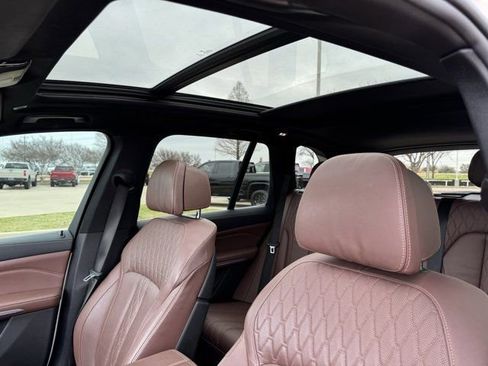 Used 2020 BMW X5 sDrive40i w/ Premium Package image 36