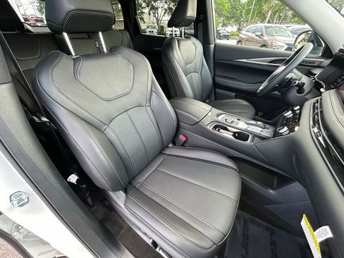 Used 2025 INFINITI QX60 Luxe FWD image 51