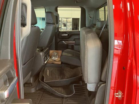 Used 2022 GMC Sierra 2500 SLT w/ SLT Preferred Package image 29