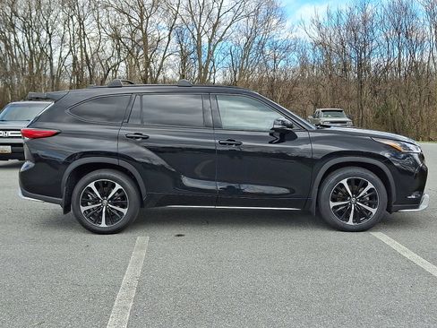 Used 2022 Toyota Highlander XSE image 7