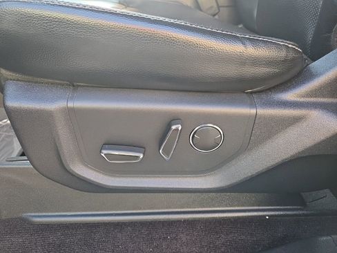 Used 2016 Ford F150 Lariat image 13