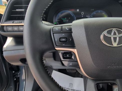 Certified 2025 Toyota Crown Signia w/ Advanced Technology Package AWD/4WD image 26